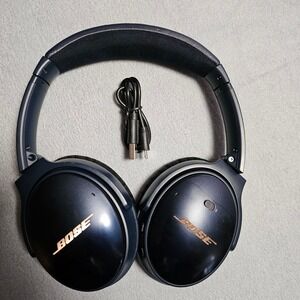 Bose QuietComfort 35 II Wireless Headphones Midnight Blue Rose Gold QC35 II